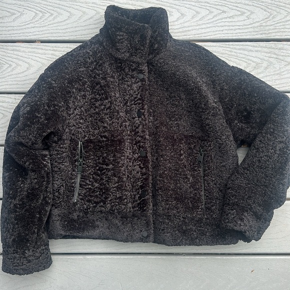 Women’s Forever 21 Teddy coat - Picture 7 of 13